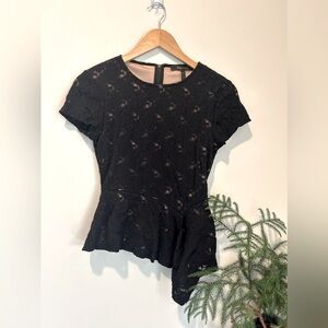 BCBG maxazria ~ size XXS ~ peplum lace top